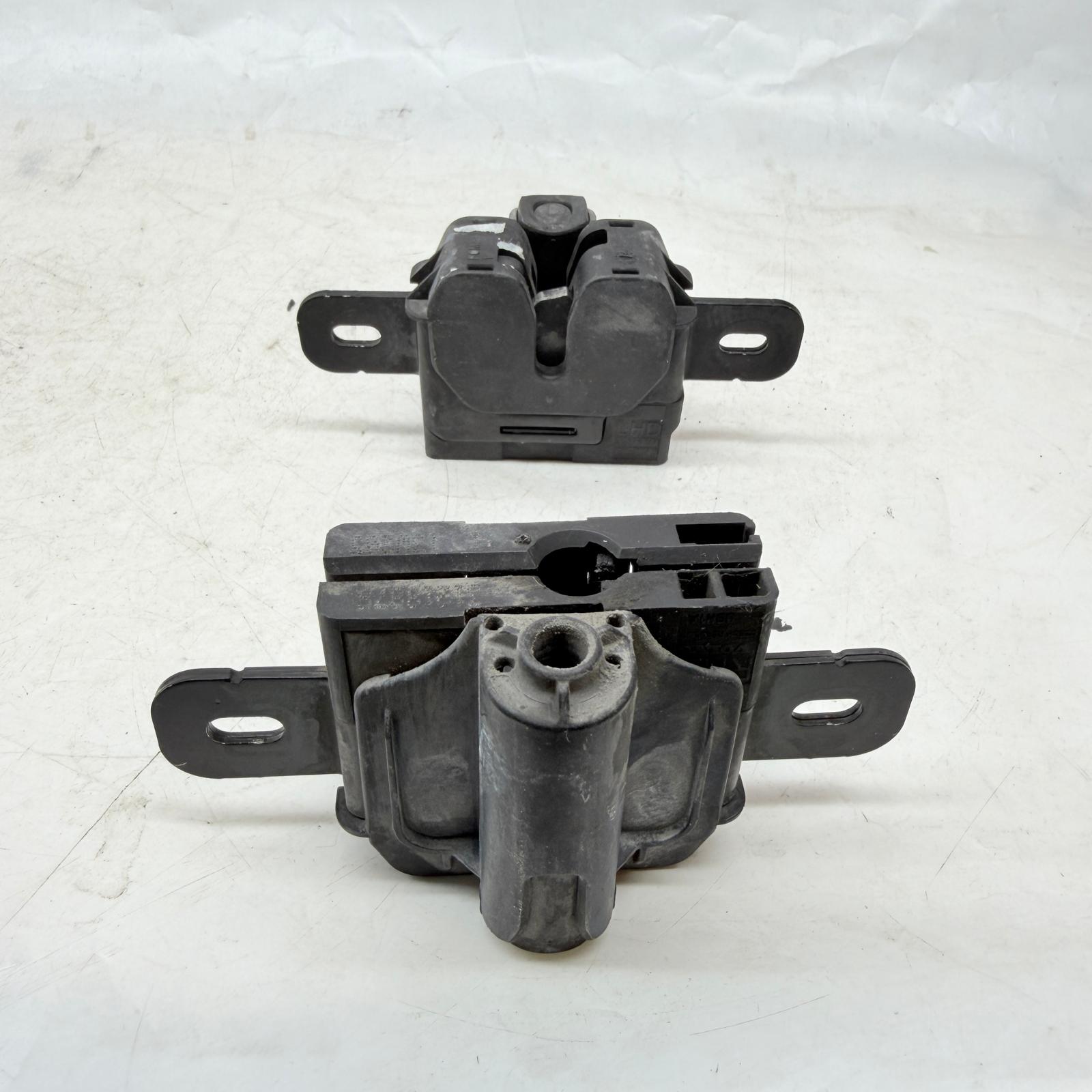Volvo S60 V60 Kaput Kilidi 31218878 2011-2018 En Uygun Oto Parça