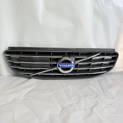 Volvo XC60 Radarlı Ön Panjur 31333833 14-17 En Uygun Oto Parça