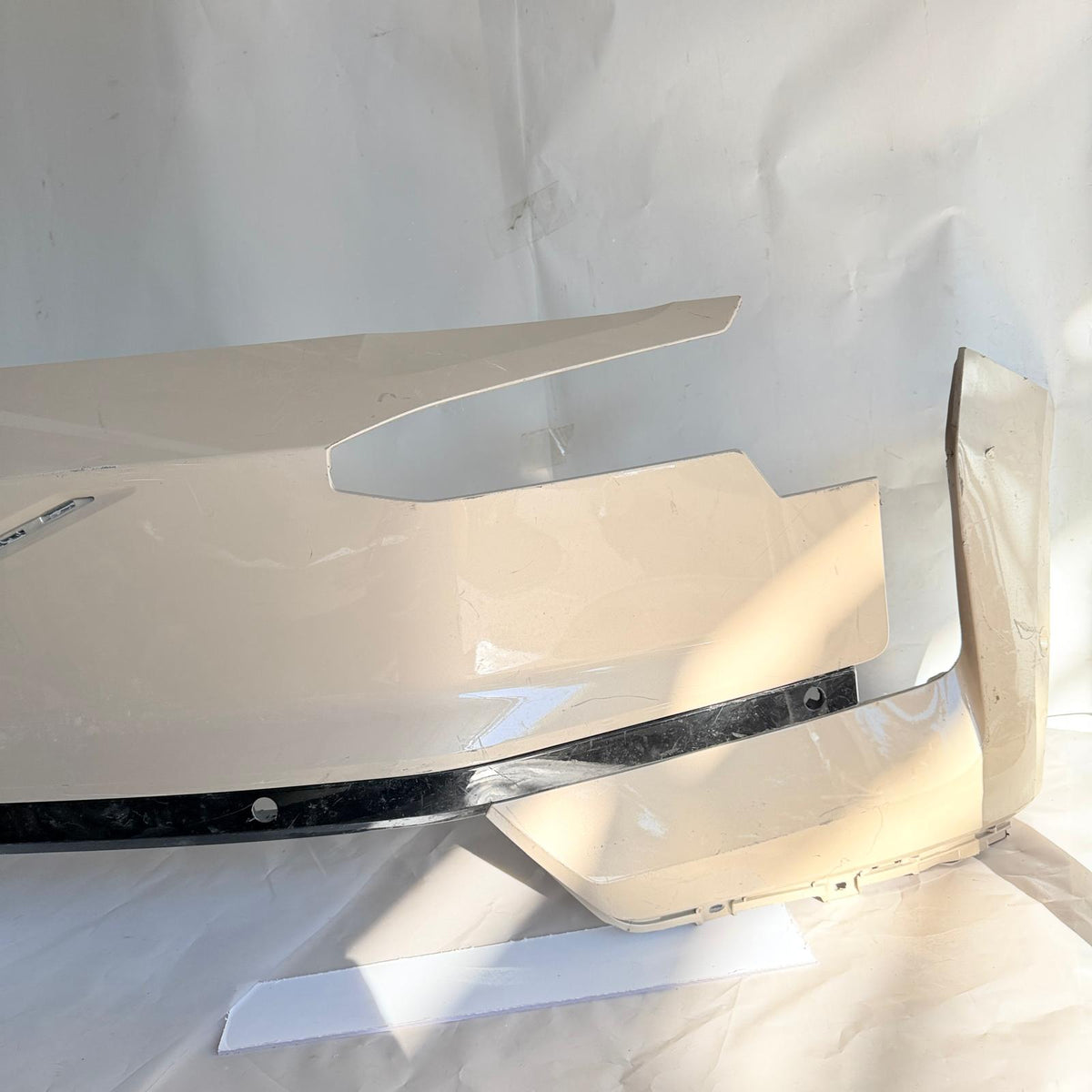 Volvo EX30 Ön Tampon 2023-2025 31345658 En Uygun Oto Parça