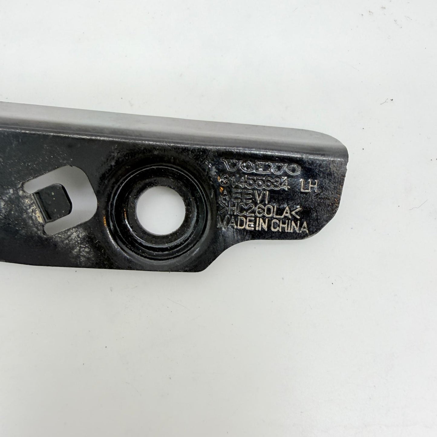 Volvo S60 Çamurluk Ağız Braketi Sacı 18-26 31455634