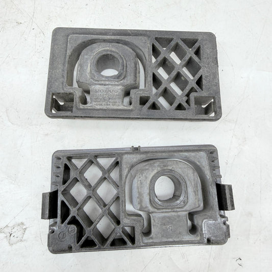 Volvo S60 V60 S90 V90 XC60 XC90 XC40 Radyatör Braketi 31657308 En Uygun Oto Parça