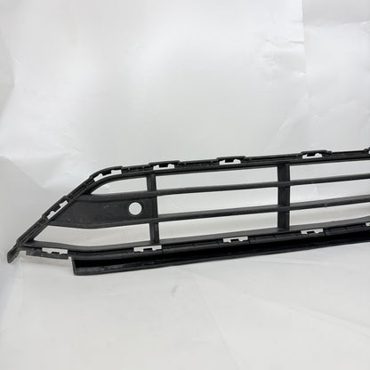 Volvo XC90 Ön Tampon Orta Izgara 31663497