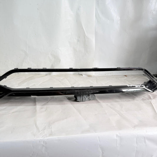 Volvo XC90 Ön Tampon Alt Eki 31665327 En Uygun Oto Parça