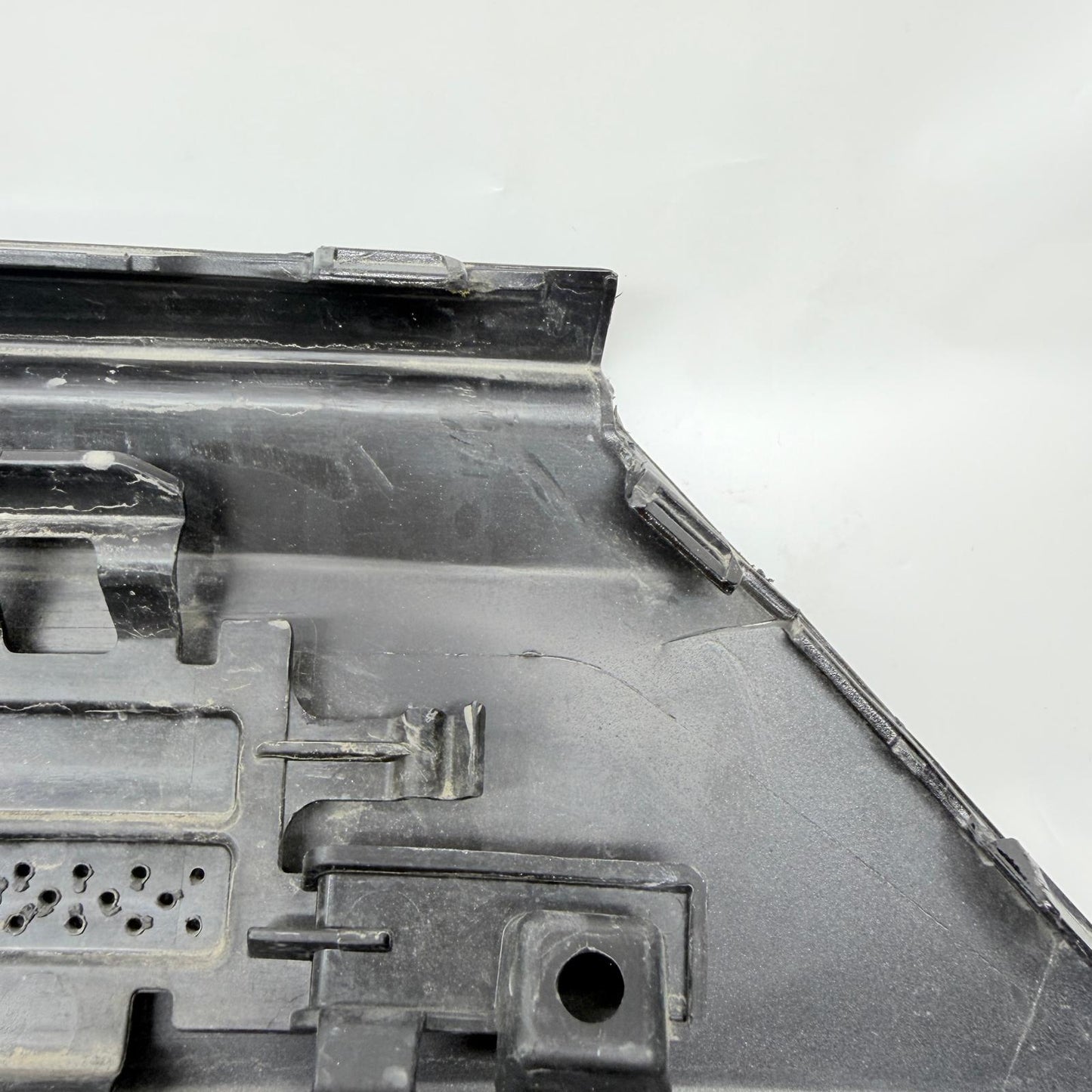 Volvo XC60 Arka Tampon Difüzörü 32136217