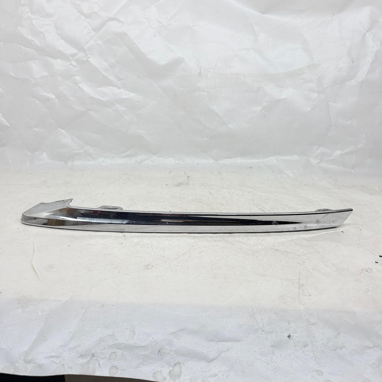 Volvo XC60 Ön Tampon Çıtası Sol 32227905