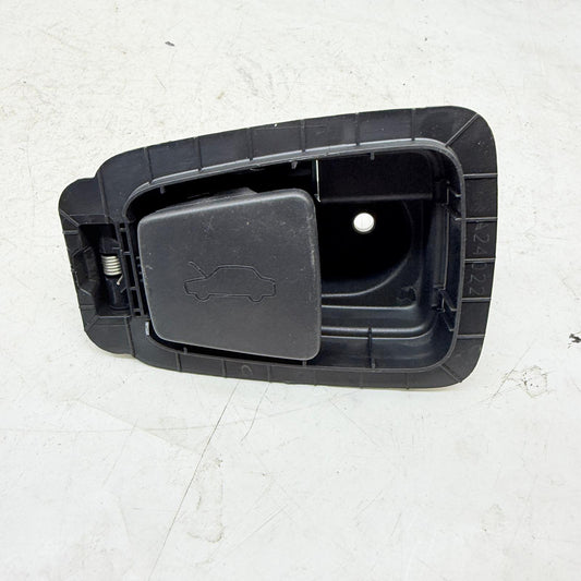 Volvo S90 XC90 Kaput Açma Mandalı Kolu İç 32277309 En Uygun Oto Parça