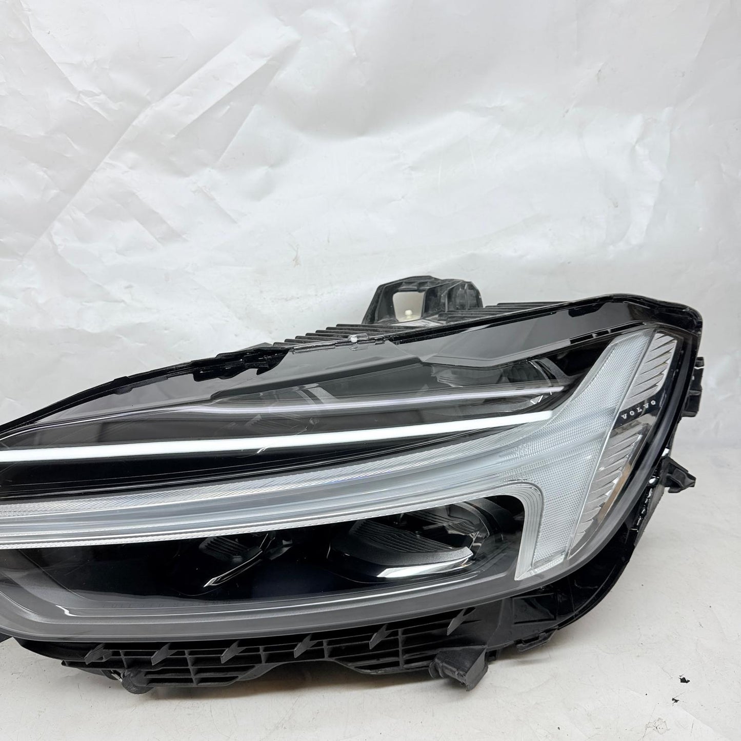Volvo XC60 SOL Far 32342506 20-26 En Uygun Oto Parça