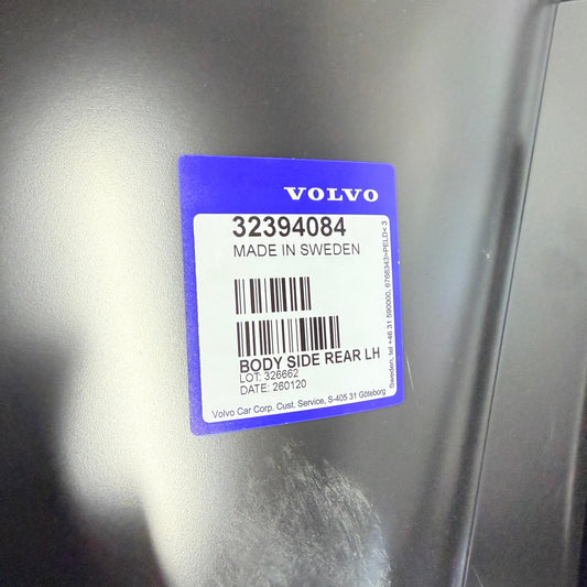Volvo C40 Sol Arka Çamurluk 32394084