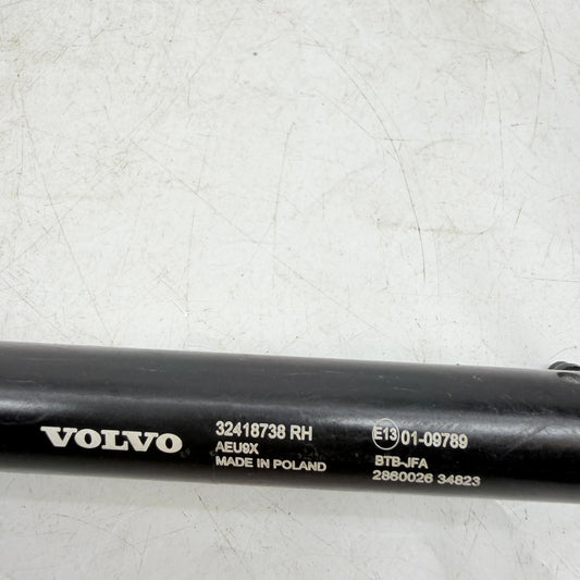 Volvo XC60 Sağ Far Yıkama Robotu 32418738 En Uygun Oto Parça