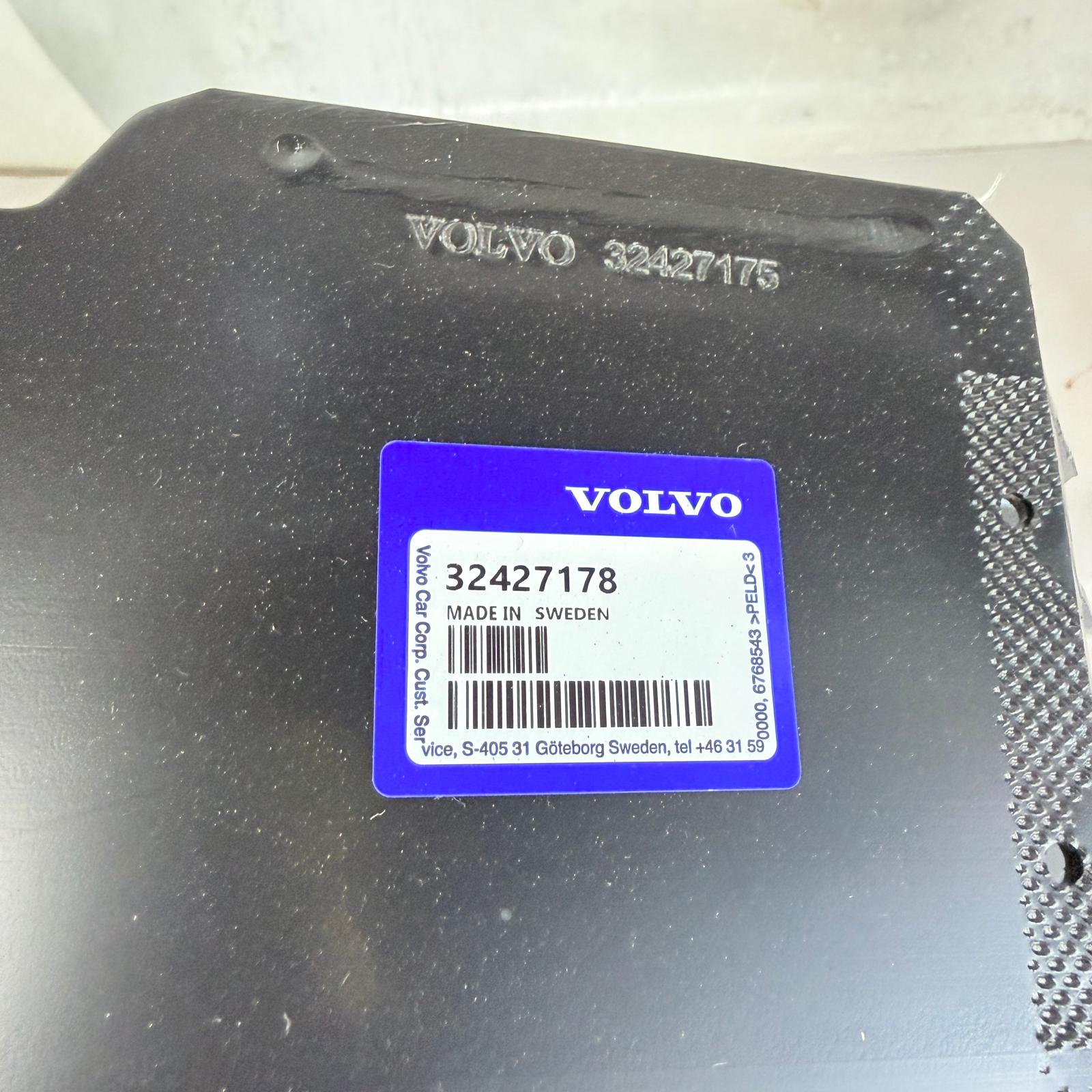 Volvo XC40 Ön Tampon Demiri 32427178 21-26 En Uygun Oto Parça