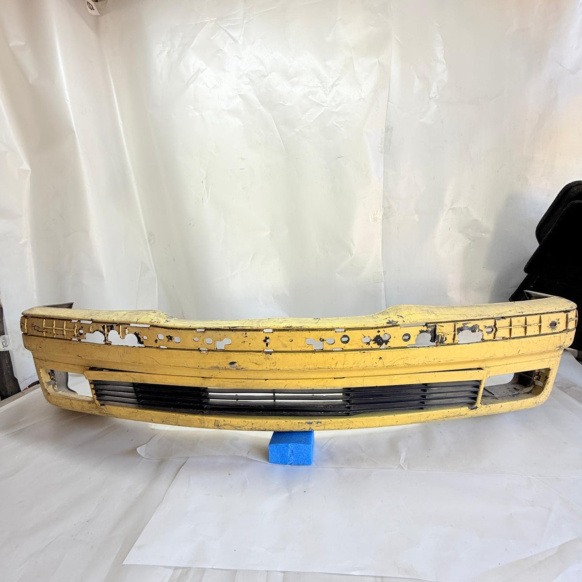 BMW E36 3 Serisi Ön Tampon 5111-8165090