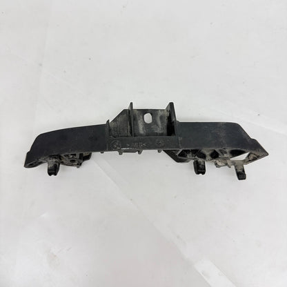 BMW 5 G30 M Sağ Ön Çamurluk Ağız Braketi 7385350
