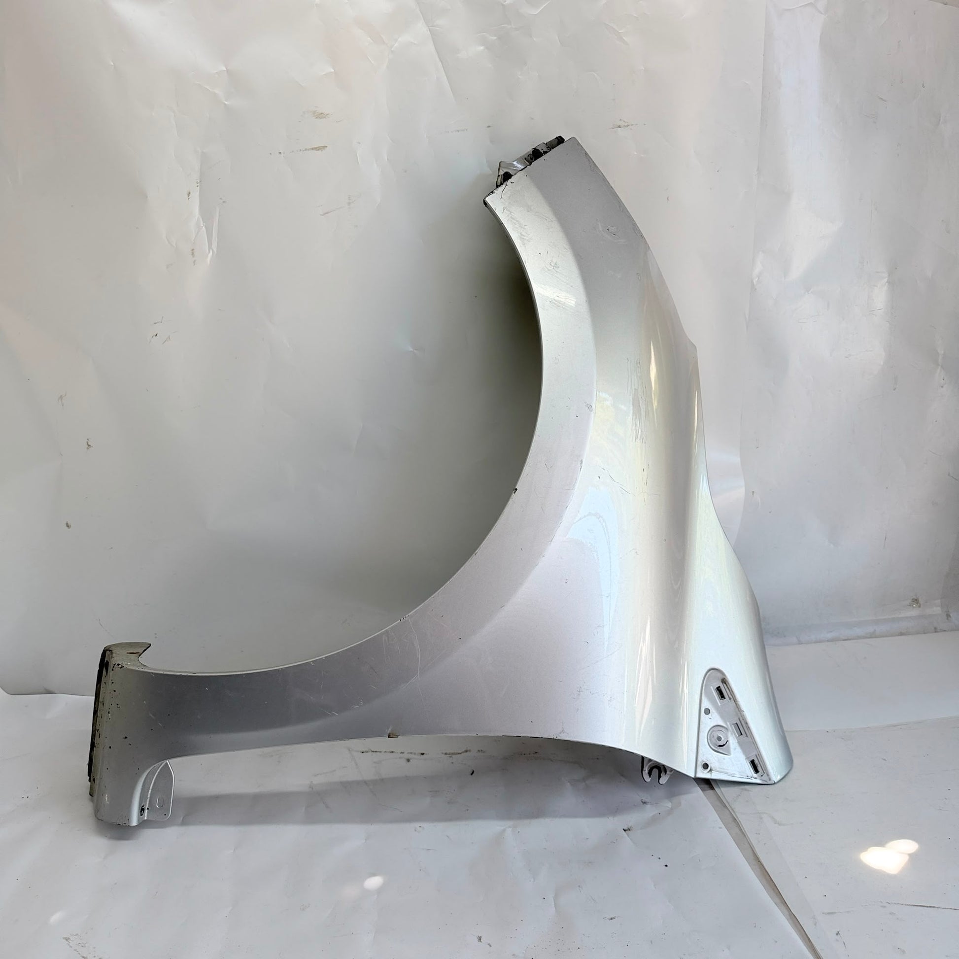 Renault Clio 4 Sol On Camurluk 631017334R En Uygun Oto Parca