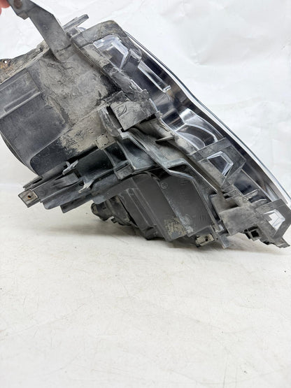 BMW 3 Serisi E46 Sağ Far 63126910956