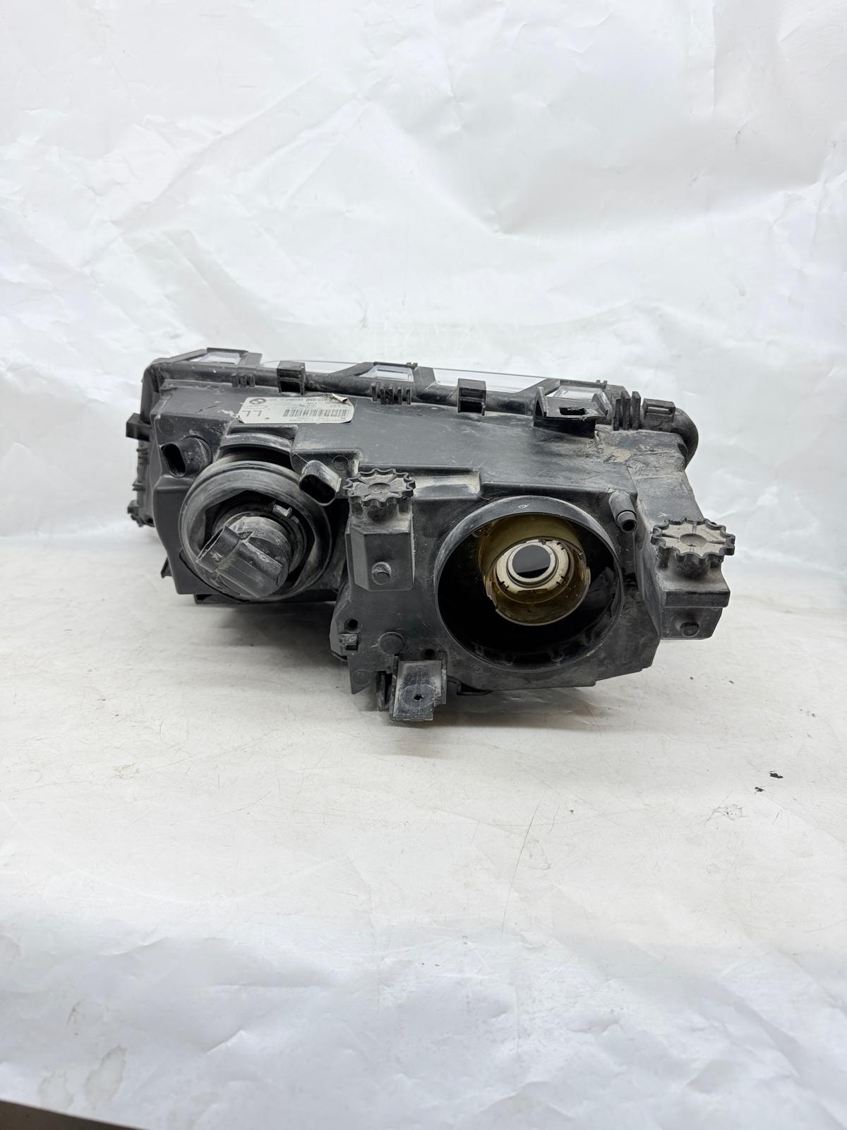 BMW 3 Serisi E46 Sağ Far 63126910956