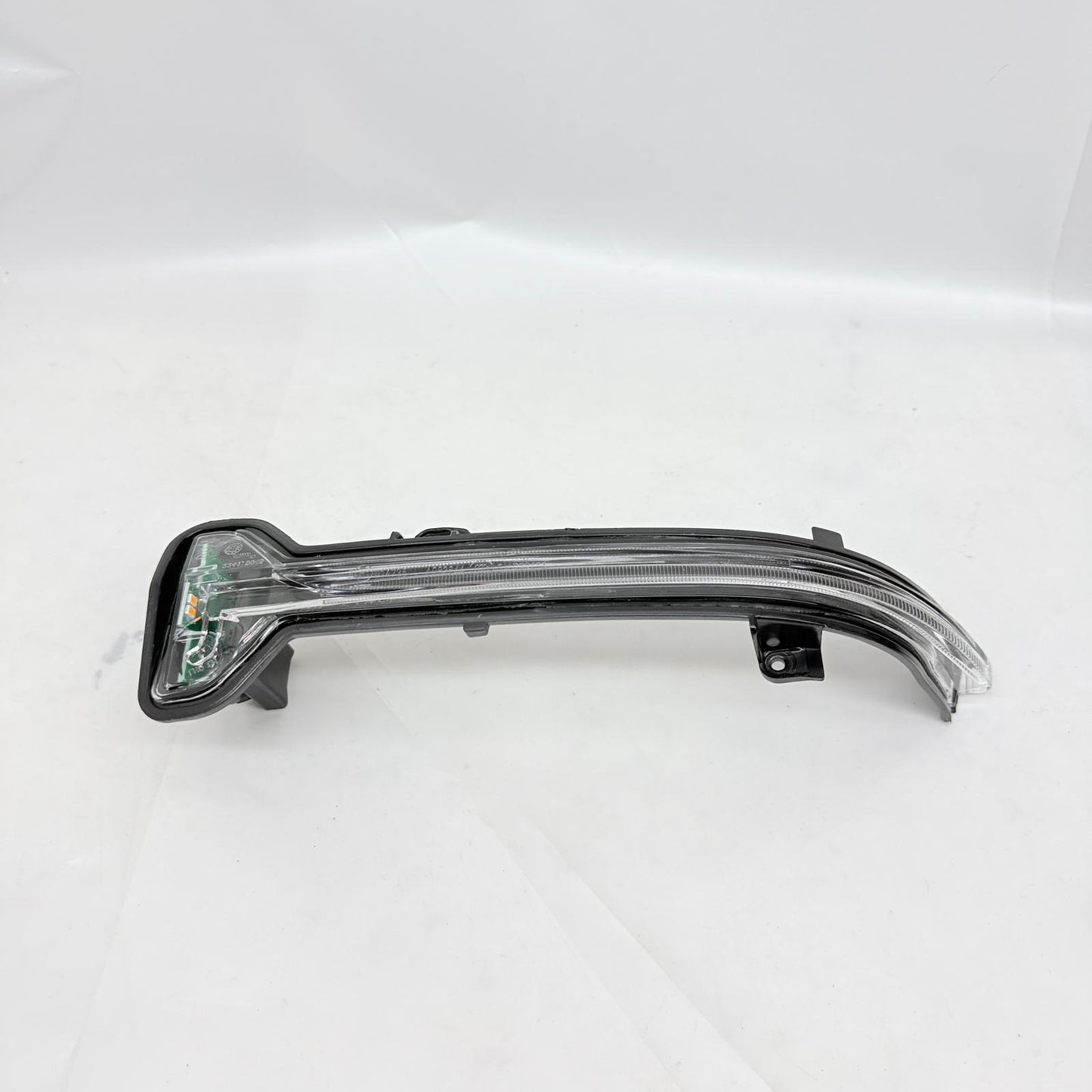 BMW 3 Serisi G20 Sol Ayna Sinyali 63137498159