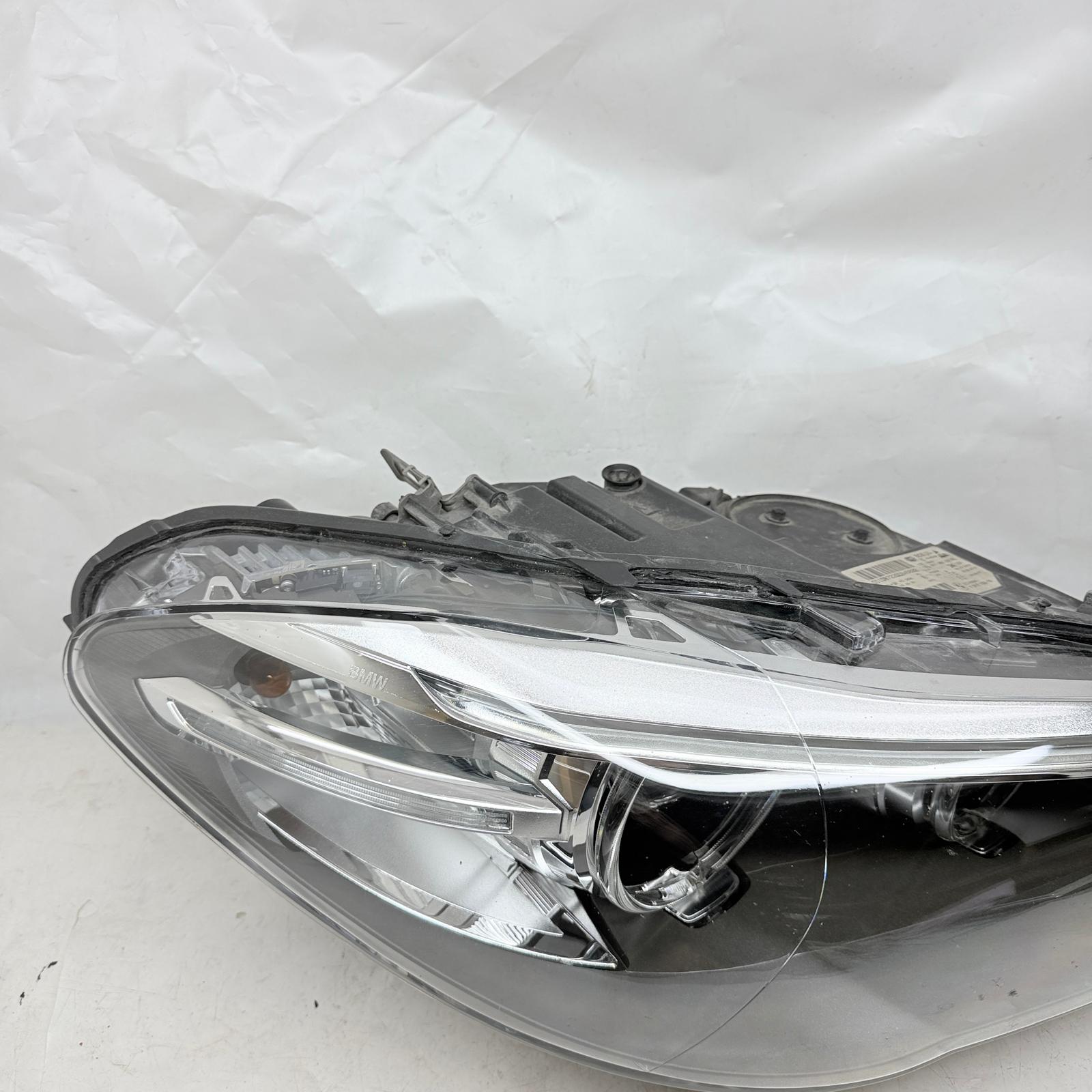 BMW 5 Serisi F10 Sağ Far Komple Beyinli 7317132-10 En Uygun Oto Parça