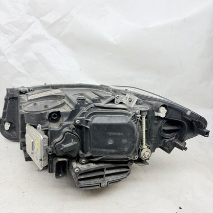 BMW 5 Serisi F10 Sağ Far Komple Beyinli 7317132-10 En Uygun Oto Parça