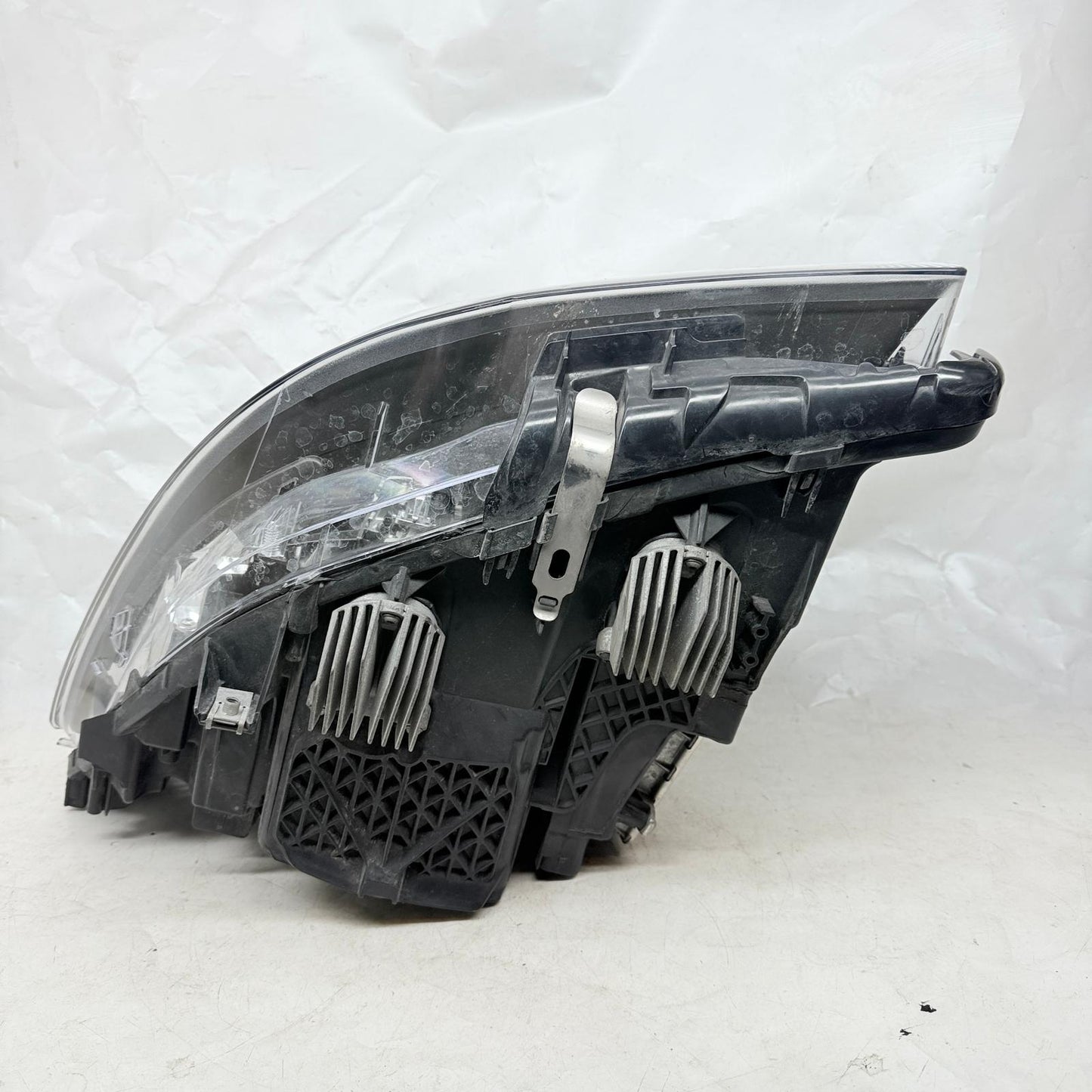 BMW 5 Serisi F10 Sağ Far Komple Beyinli 7317132-10 En Uygun Oto Parça