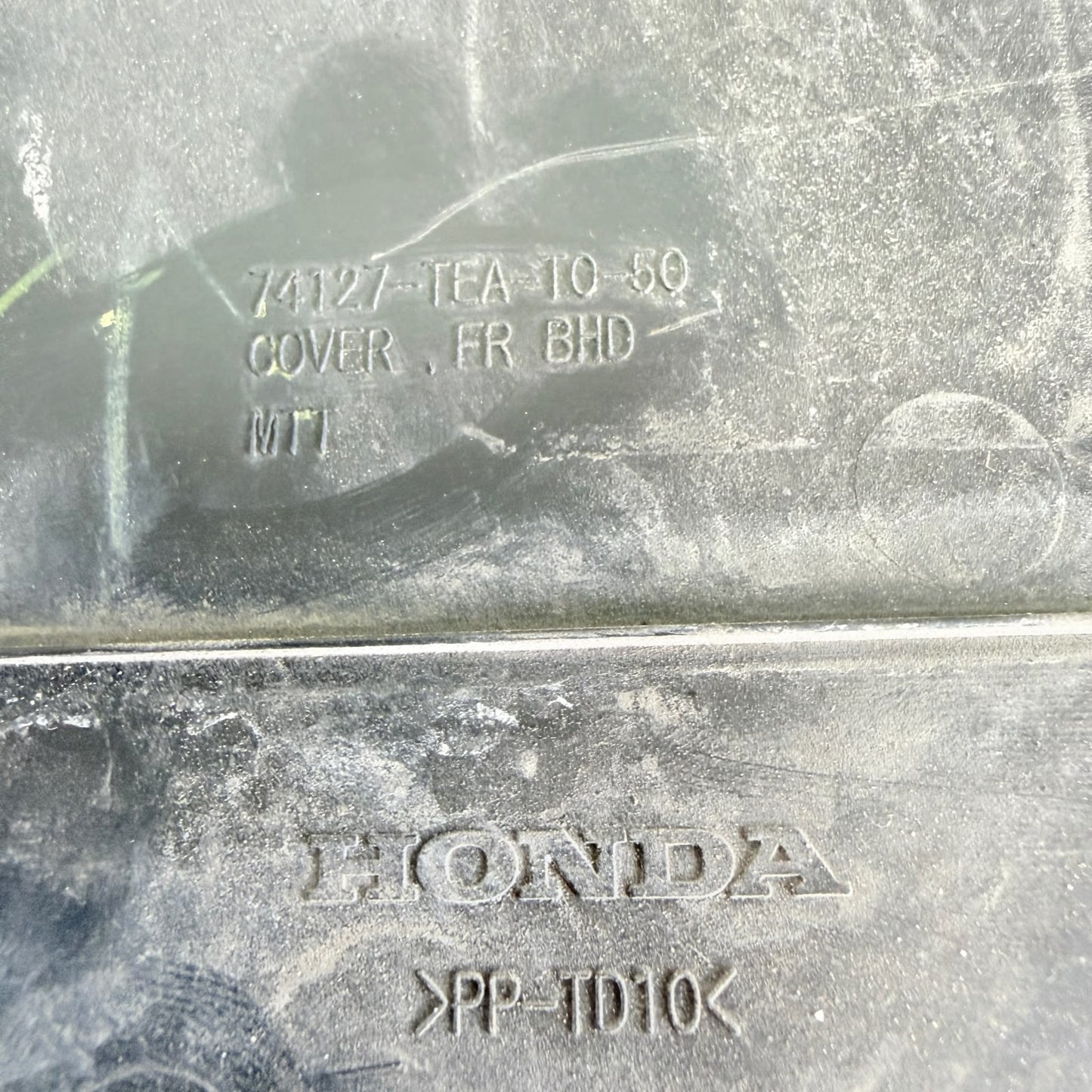 Honda Civic FC5 Ön Panel Üst Bakaliti 74127-TEA-T050