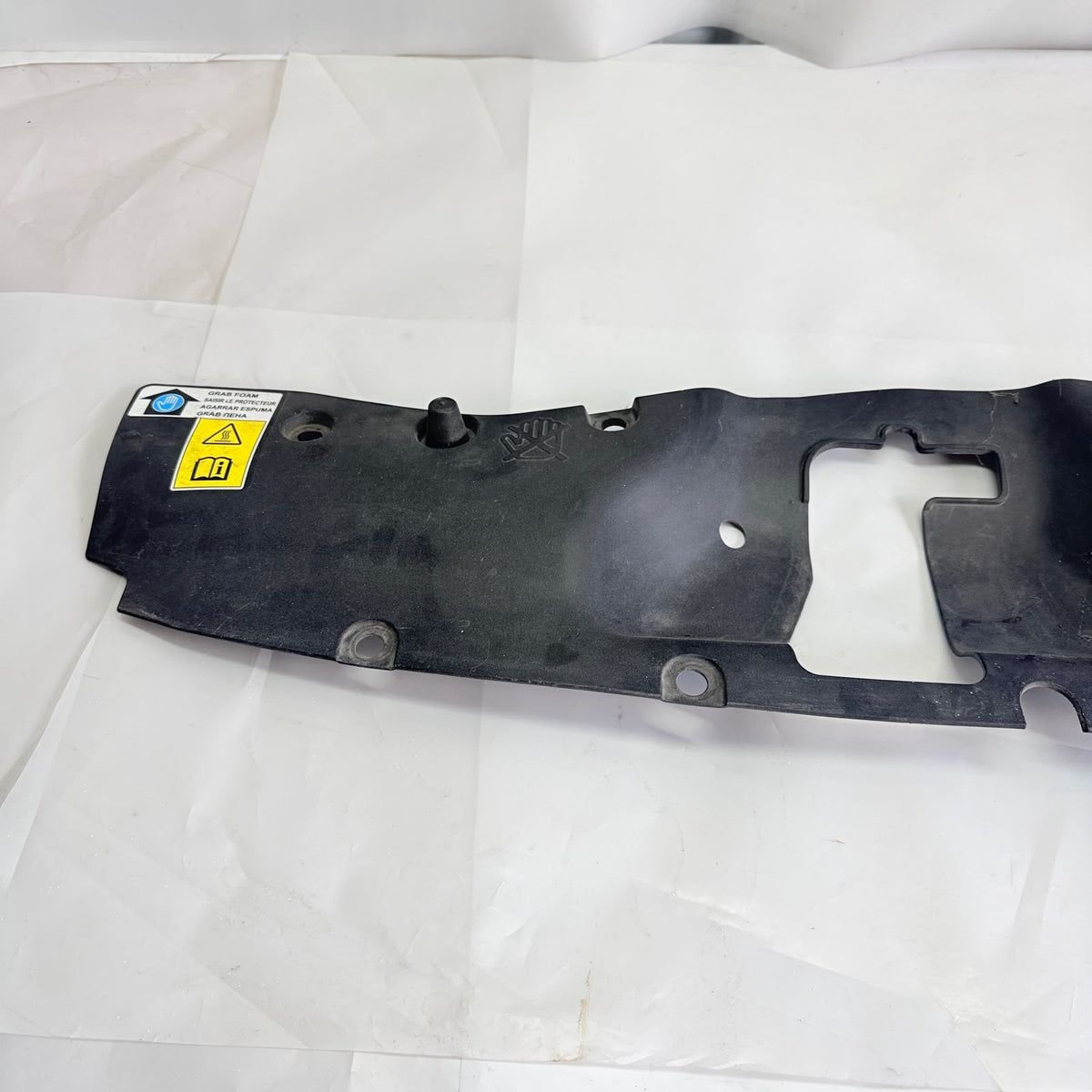 Honda Civic FC5 Ön Panel Üst Bakaliti 74127-TEA-T050