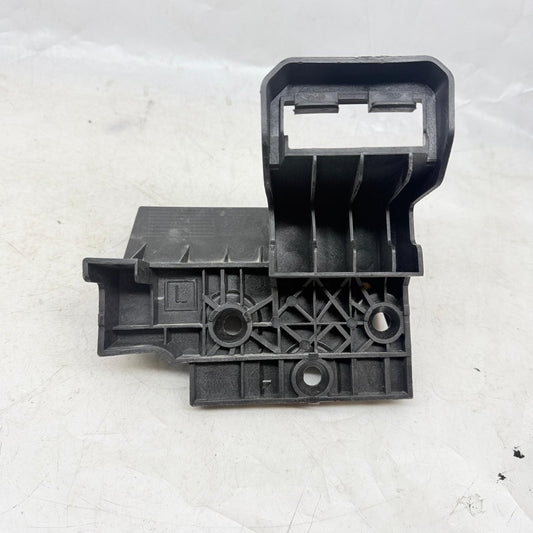 Volvo EX30 Ön Tampon Destek Braketi 80001747 En Uygun Oto Parça