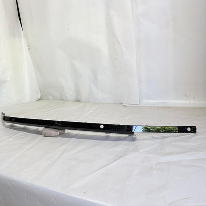 Volvo EX30 Ön Tampon Alt Çıta 80003721