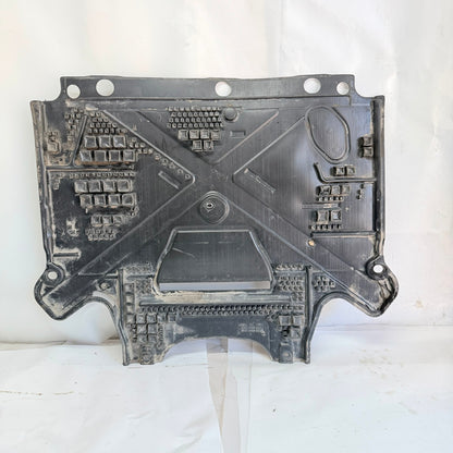 Audi Q5 2012 Motor Altı Şanzıman Kapağı 8K1863822L