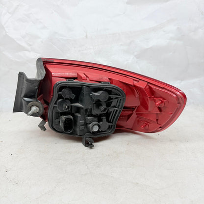 Audi A3 Sol Stop Lambası 8P4945095 2008-2012 En Uygun Oto Parça