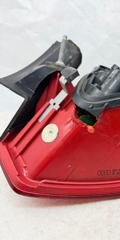 Audi A3 Sol Stop Lambası 8P4945095 2008-2012 En Uygun Oto Parça