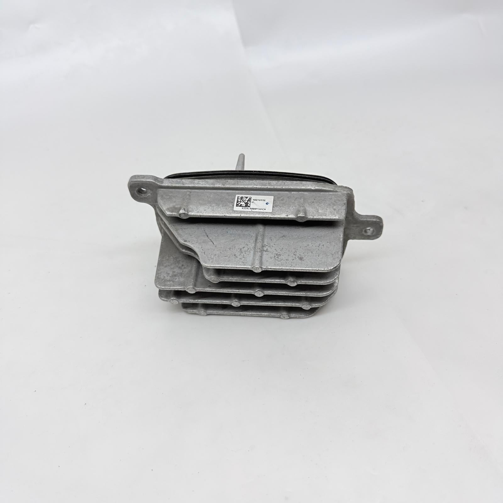 Renault Megane 4 Sol Far Köşe LED 90049602 En Uygun Oto Parça