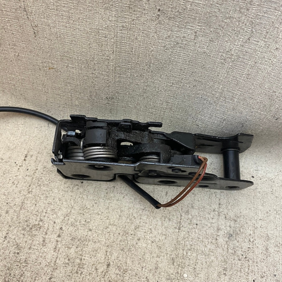 AUDI A3 Kaput Kilidi 8P0823509H