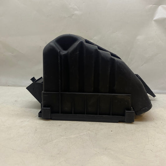 AUDI A4/A5/A6 1.9 TDI Hava Filtre Alt Kutusu 1998-2001