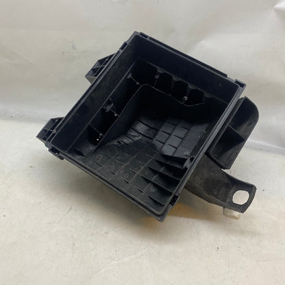 AUDI A4/A5/A6 1.9 TDI Hava Filtre Alt Kutusu 1998-2001