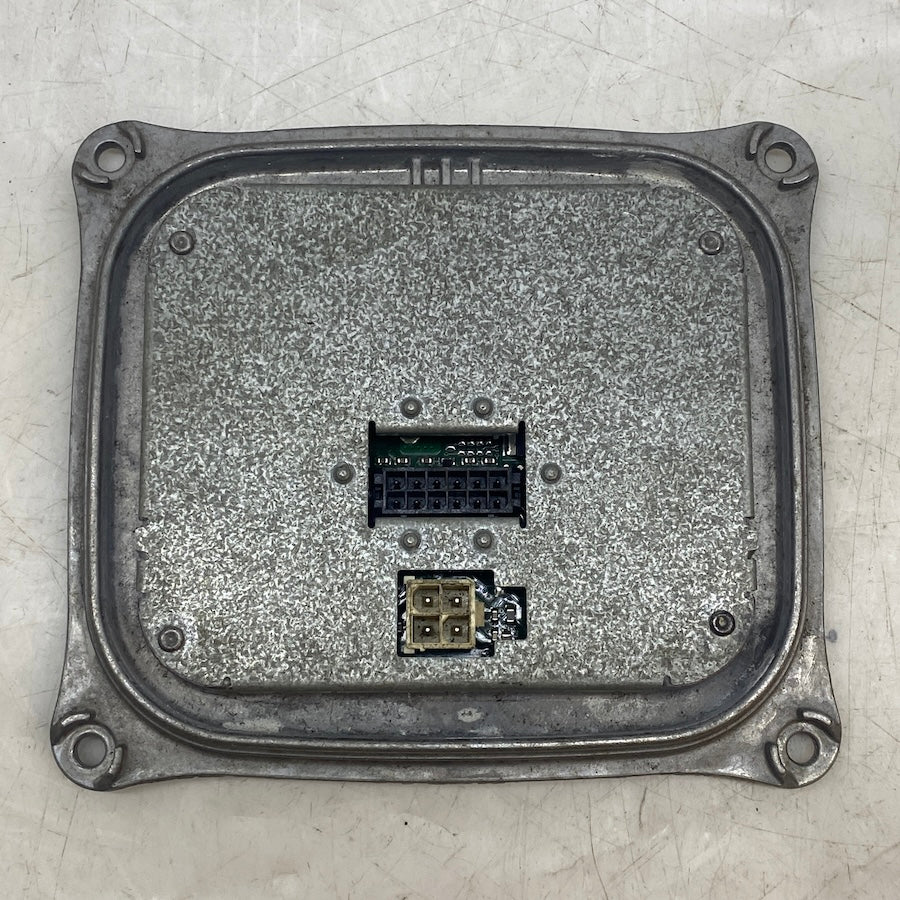 Orijinal çıkma LED far beyni – Fiat Ducato ve Alfa Romeo Giulietta modelleri için.