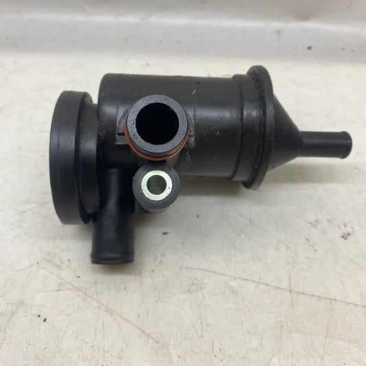 6G33-6B673-AB