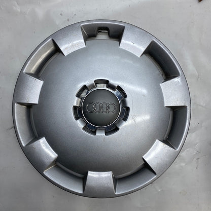 Audi A3 16 inch Jant Kapağı 8PO601147A Orijinal Çıkma 2008-2012