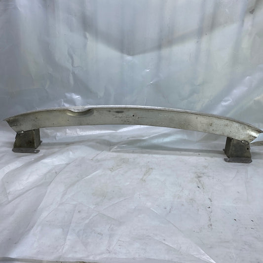 Audi A3 2009-2012 arka tampon demiri – orijinal çıkma parça, 8P4807309B.