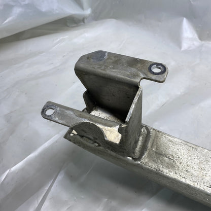 Audi A3 Arka Tampon Demiri 8P4807309B Orijinal Çıkma 2009-2012