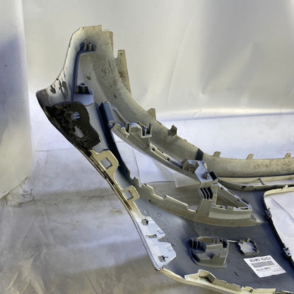 Audi A3 Hatchback Ön Tampon 8V3807487 13-15 En Uygun Oto Parça