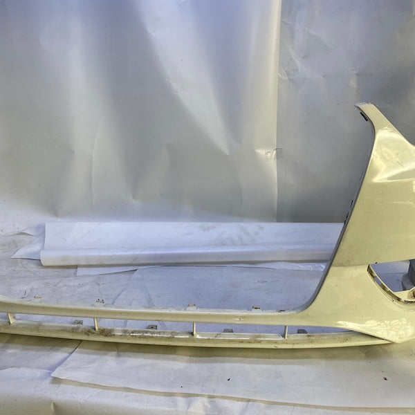 Audi A3 Hatchback Ön Tampon 8V3807487 13-15 En Uygun Oto Parça