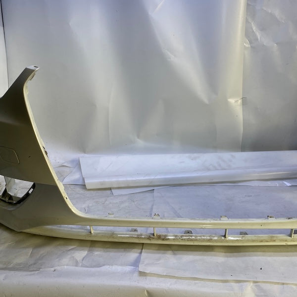 Audi A3 Hatchback Ön Tampon 8V3807487 13-15 En Uygun Oto Parça