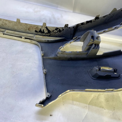 Audi A3 Hatchback Ön Tampon 8V3807487 13-15 En Uygun Oto Parça