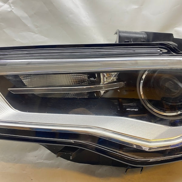 Audi A3 Sol Far Xenon 8V0941043 En Uygun Oto Parça