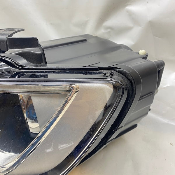 Audi A3 Sol Far Xenon 8V0941043 En Uygun Oto Parça