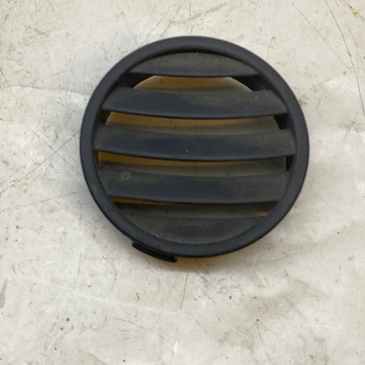 Audi A3 Torpido Havalandırma Izgarası 8P0819794B En Uygun Oto Parça