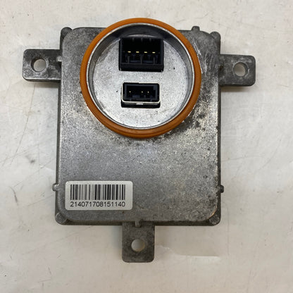 Audi A3 xenon far beyni – orijinal çıkma parça, 2008-2012 modellerine uyumlu.