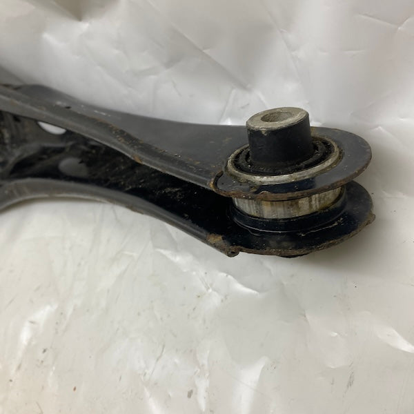 Audi A3/Seat Leon/Golf 7 Arka Sol Salıncak 5Q0505311C Orijinal