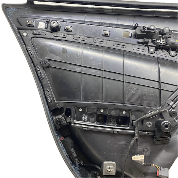 Audi A4 Arka Sağ Kapı İç Döşemesi 12-15 8K0867306 Çıkma En Uygun Oto Parça