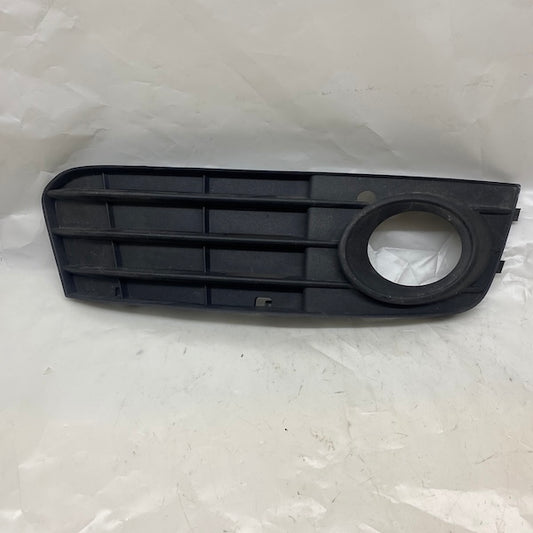 Audi A4 B8 Sis Kapağı/Sis Lamba Kapağı 8K0807682/8K0807681